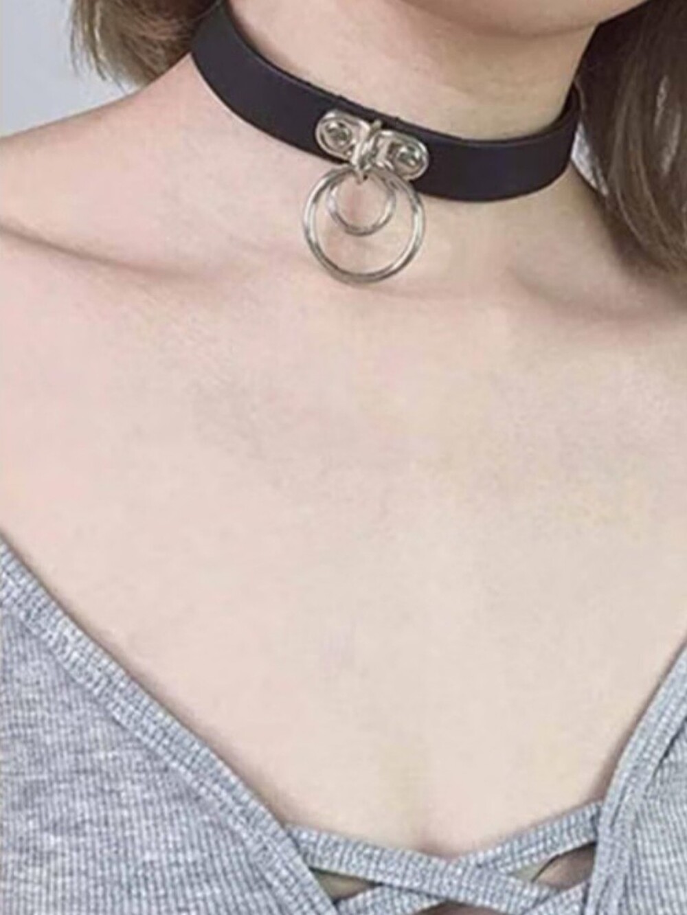 Choker - Picture 4 of 11